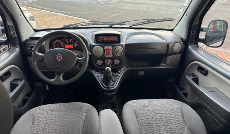 Fiat Doblo 1.8 16v 4p Flex Adventure 6 Lugares 2013 full